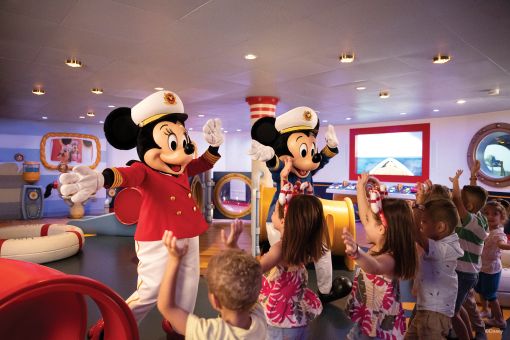 NGÀY 1: TP HCM ✈ SINGAPORE | KHÁM PHÁ THẾ GIỚI DISNEY TRÊN BIỂN